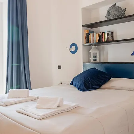 H11 Casa Gloria - Centro - Terrazza Apartment Sanremo